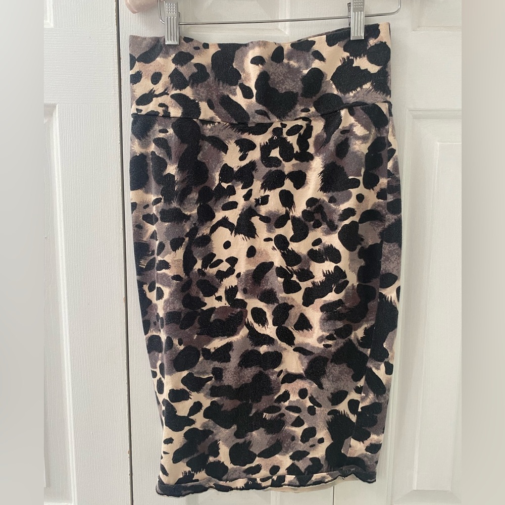 Charlotte Russe midi bodcon pencil skirt in animal print size M